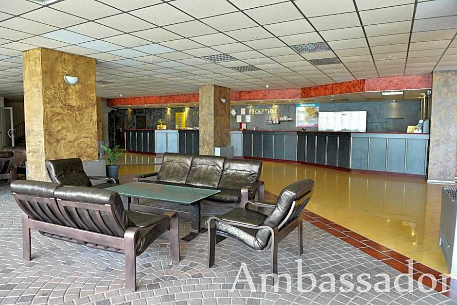 Hotel Ambassador - Free Parking