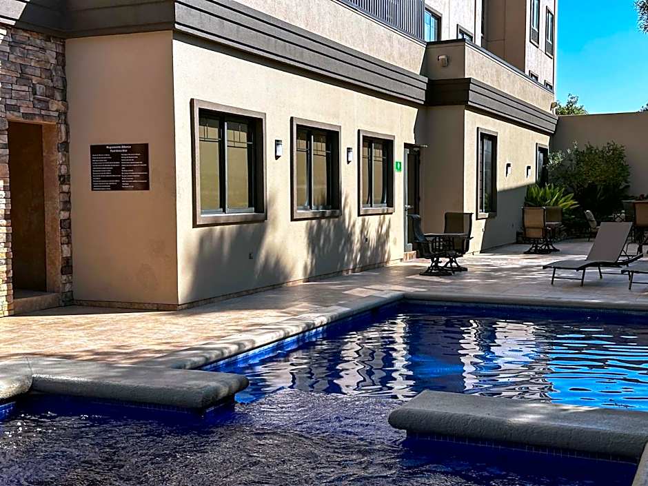 Best Western Premier Monterrey Aeropuerto