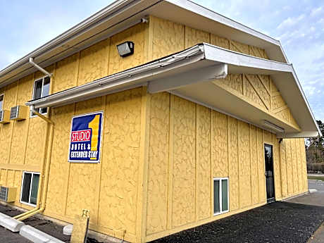 Studio 1 Hotel & Extended Stay - Missoula