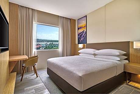 Junior Suite, King, River view