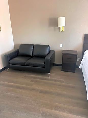 Studio Suite with Two Queen Beds - Non-Smoking