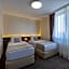 Nobel West Hotel