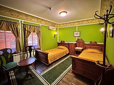 Family Hotel at Renaissance Square