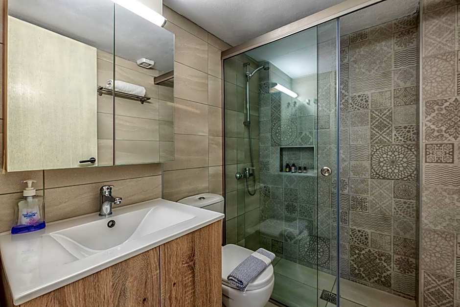 Nancy - Chara Apartments