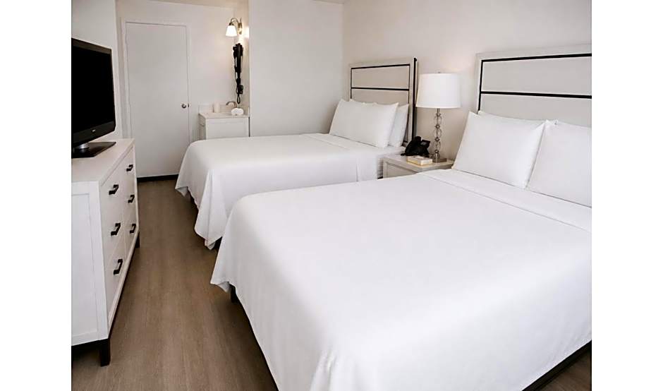 The Lancaster Motel By OYO Ronks near Paradise