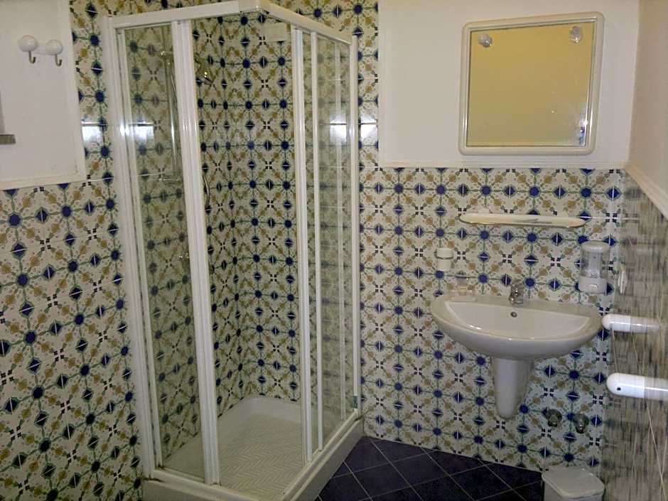 Villa De Angelis
