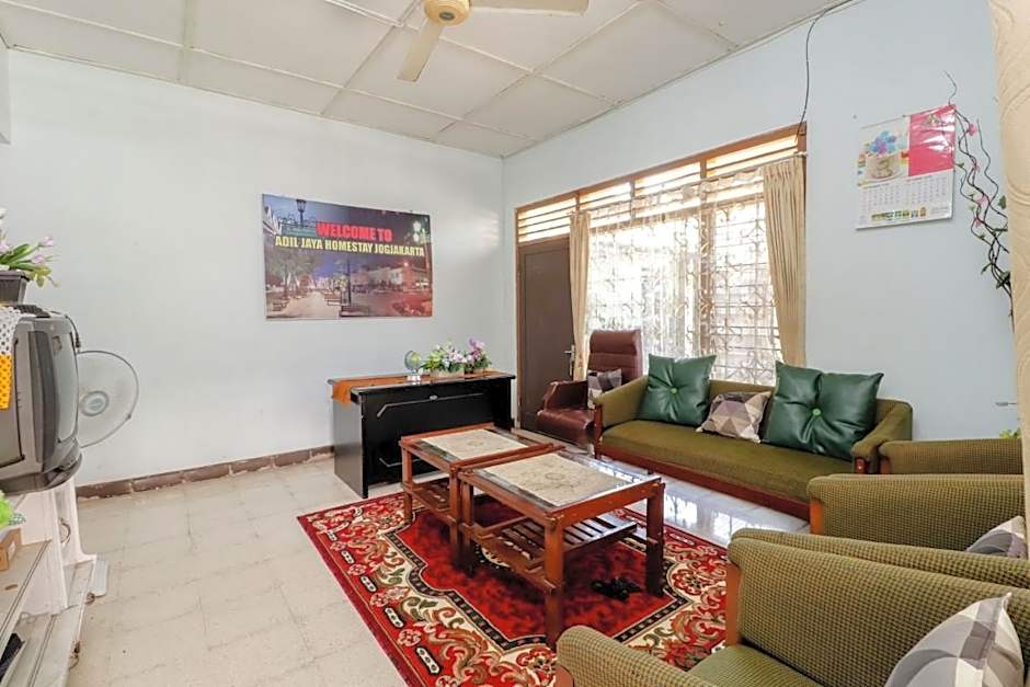 Adil Jaya Homestay By Zuzu