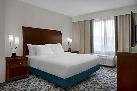 King Suite with Spa Bath