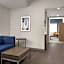 Holiday Inn Express & Suites Vaughan Southwest By IHG
