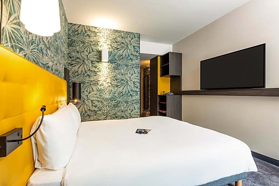 ibis Styles Puteaux Paris La Defense