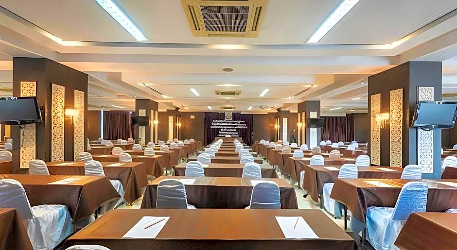 The Legacy Convention Hotel