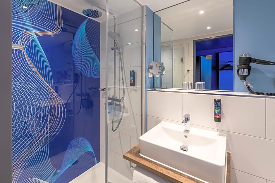 Holiday Inn - the niu, Wave Karlsruhe Oststadt By IHG
