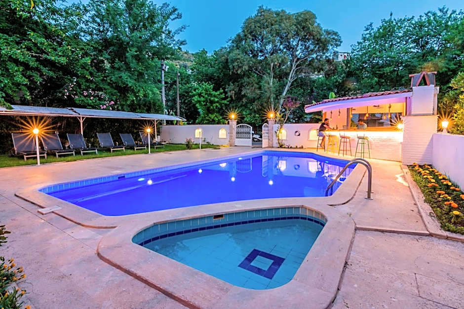 Calypso Cozy Suites