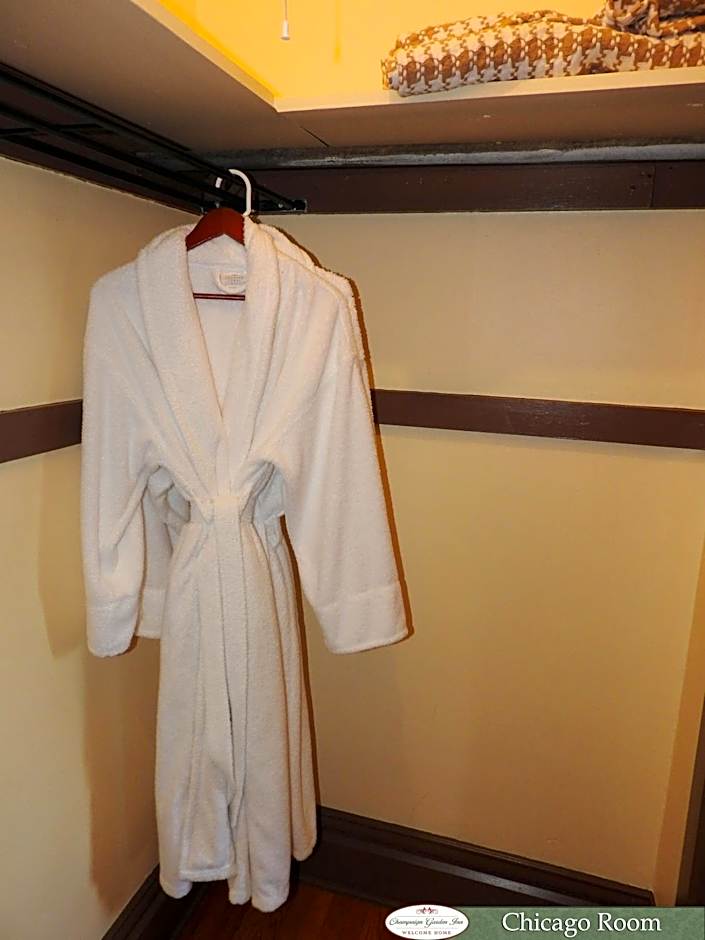 Champaign Garden Inn