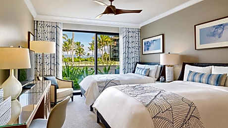 Kaiholo 3 Bedroom with Den Signature