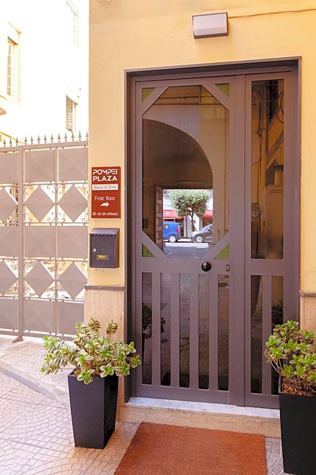 Pompei Plaza