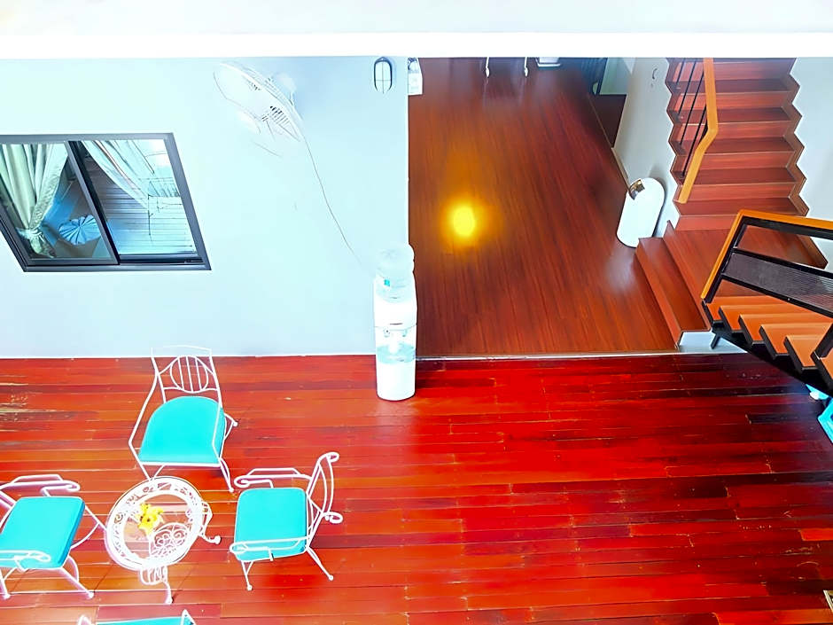 Baan Term Fun Saen Suk