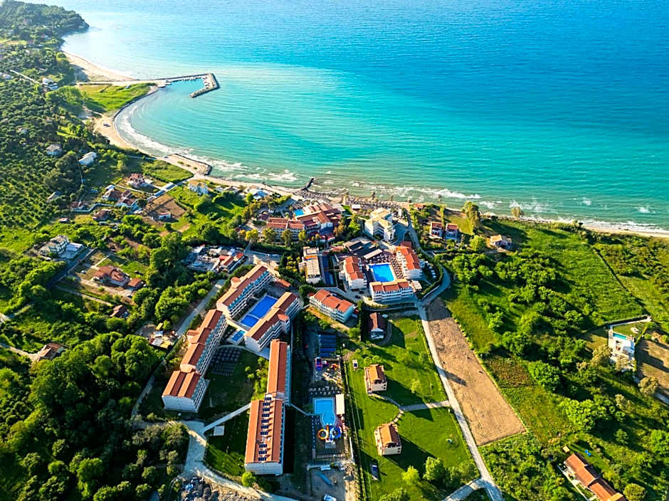 Angela Beach Hotel & Apts