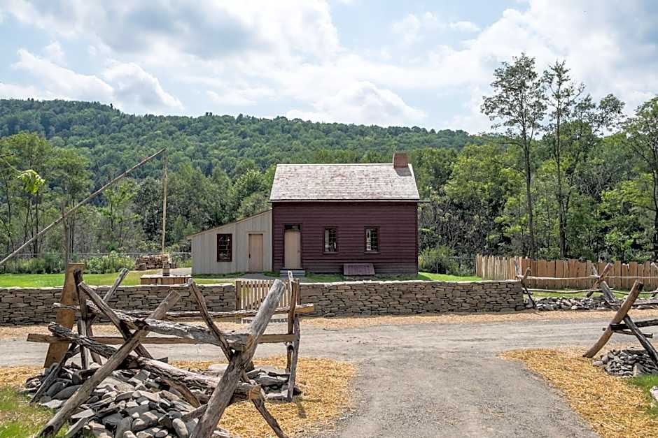 Holiday Inn Express & Suites Gibson By IHG