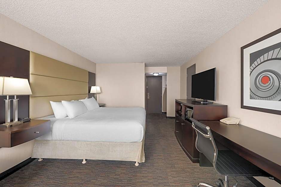 Ramada Plaza by Wyndham Regina Downtown