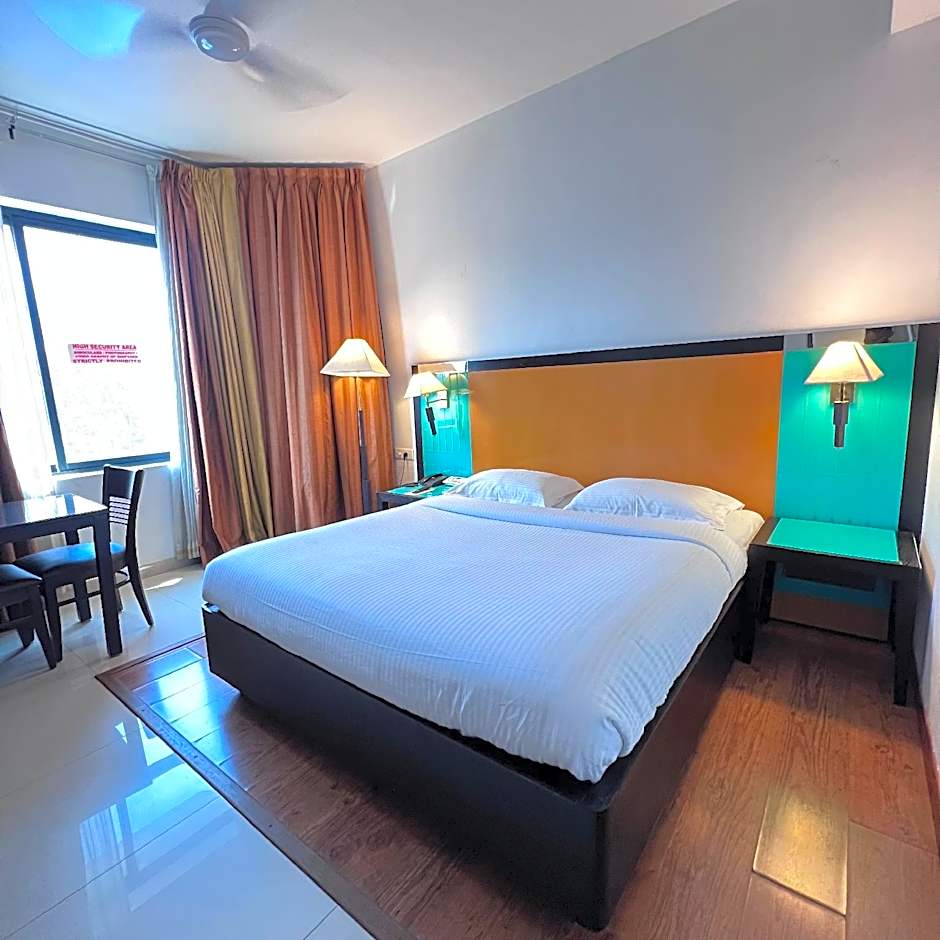 The Mercy Luxury Business Hotel