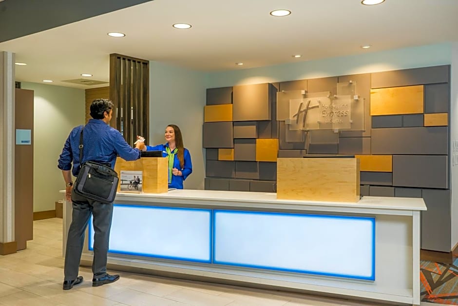 Holiday Inn Express & Suites Greenville SE - Simpsonville By IHG