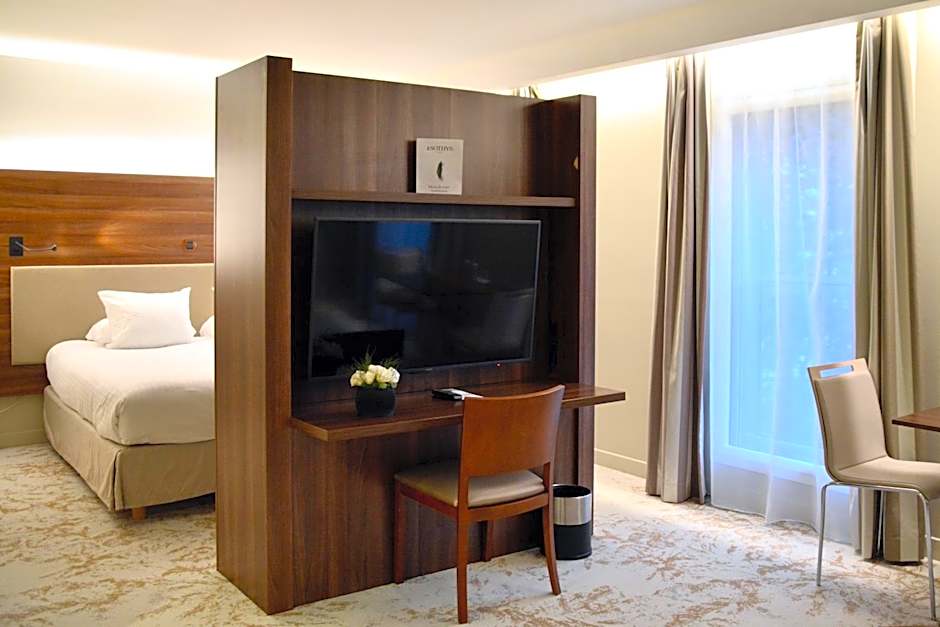 Chateau Belmont Tours by The Crest Collection