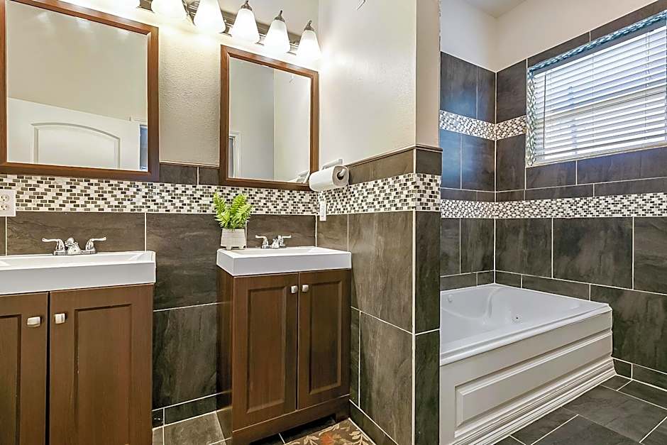 Modern, Spacious Condos with Luxury Amenities