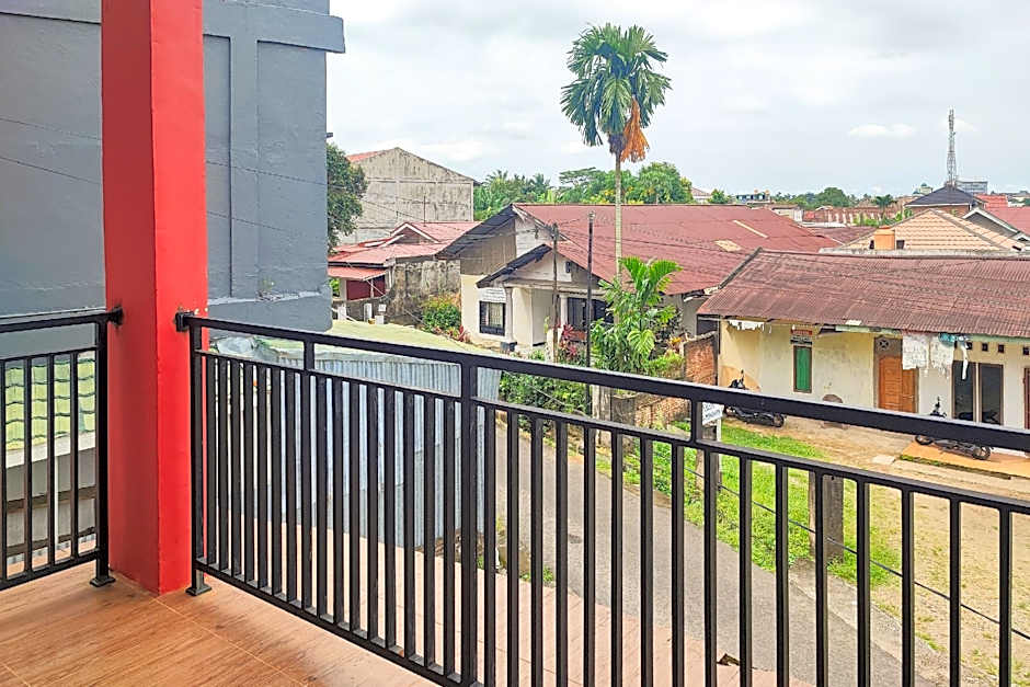 RedDoorz Syariah near Universitas Jambi Telanaipura