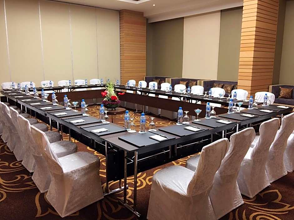Ramee Rose Hotel