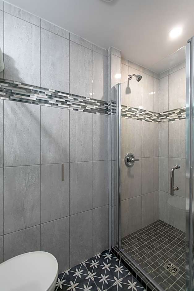 Prince Street Suites