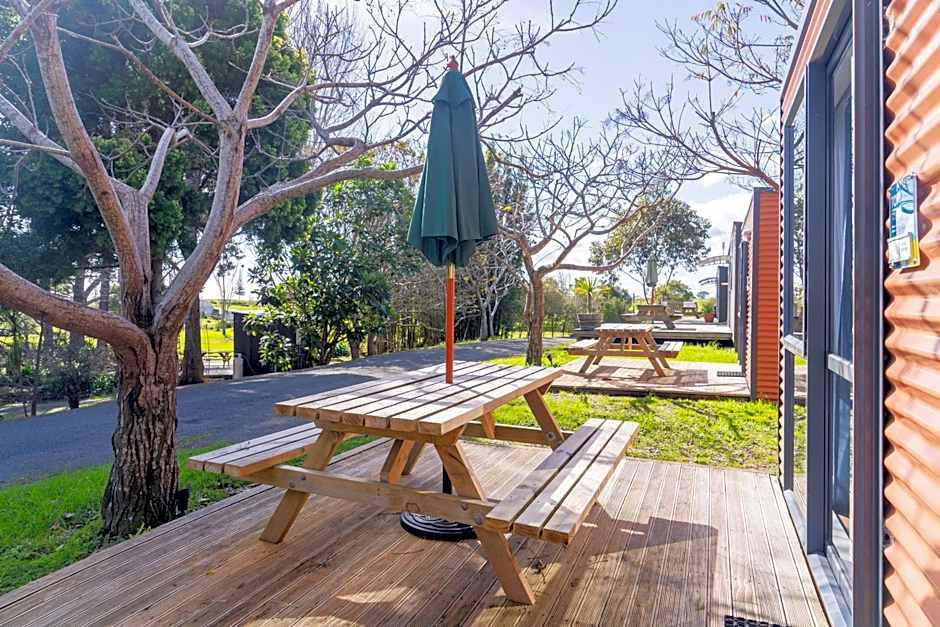 Ahipara TOP 10 Holiday Park