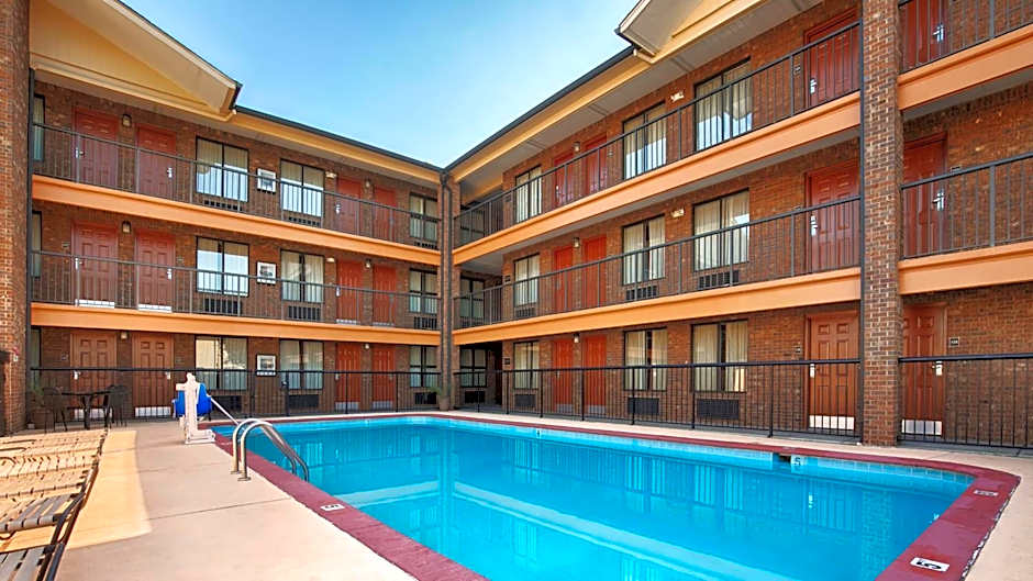 Baymont by Wyndham Goodlettsville/Nashville