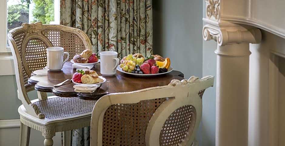 The Chanler at Cliff Walk