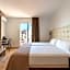 Hotel Queens - Adults Only By MC