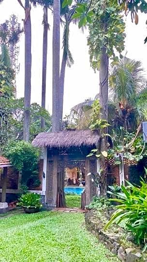 Metina's Tropical Villa