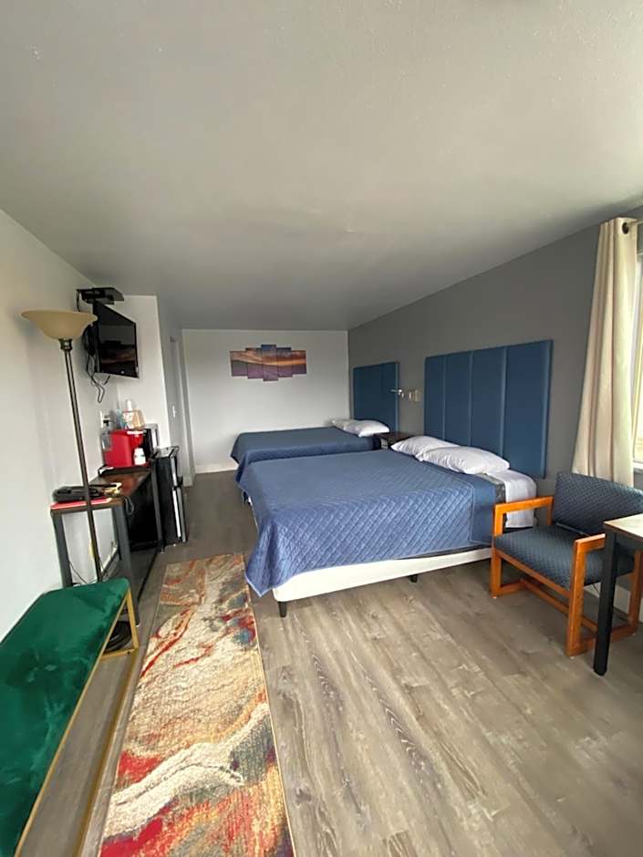 Aircrest Motel
