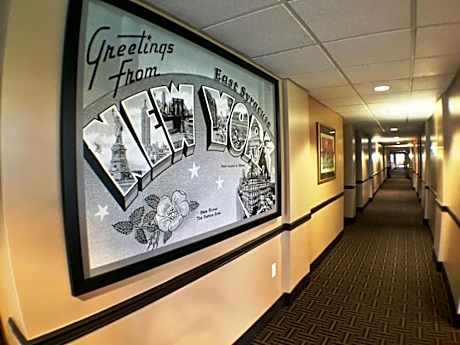 Super 8 By Wyndham Syracuse East