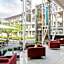 Novotel Queenstown Lakeside