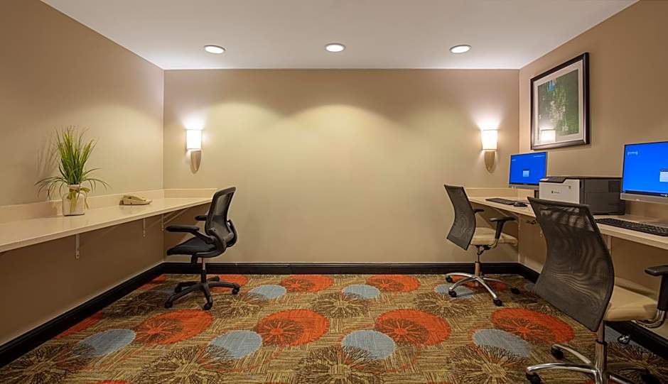 Staybridge Suites Fairfield Napa Valley Area by IHG