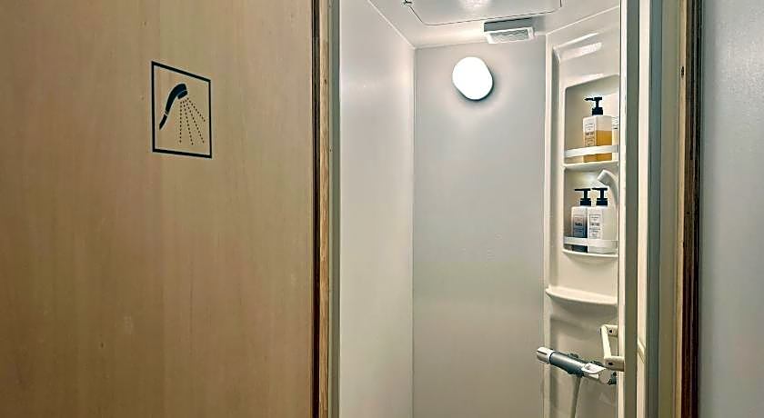 TRAVEL&BOOK HOTEL HULATONCABIN TAKAMATSU