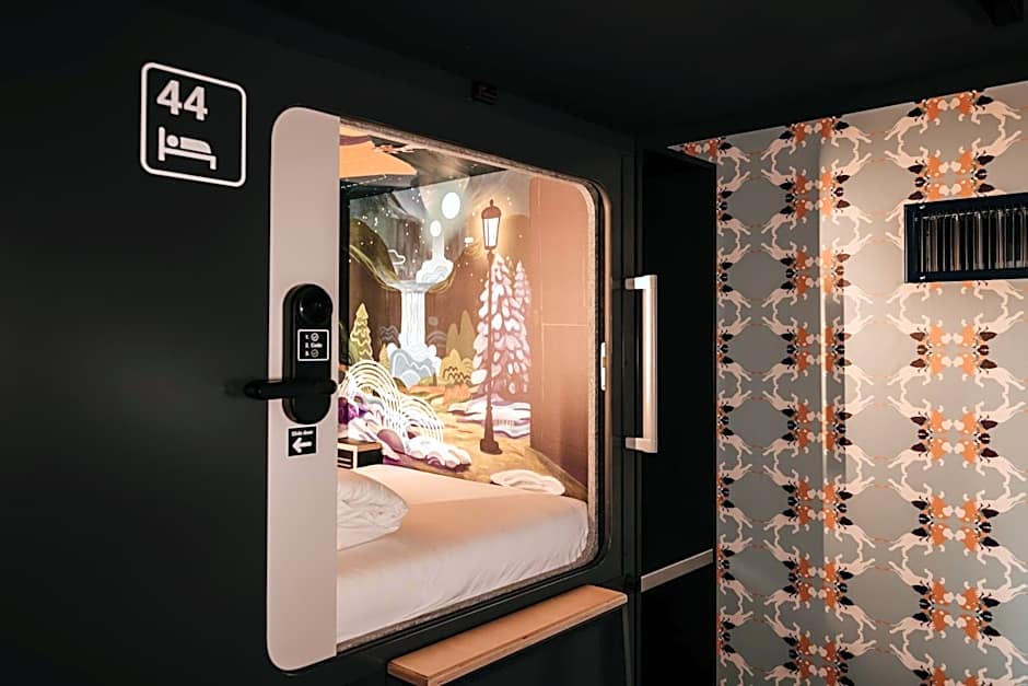 Capsule Hotel - Lucerne Old Town