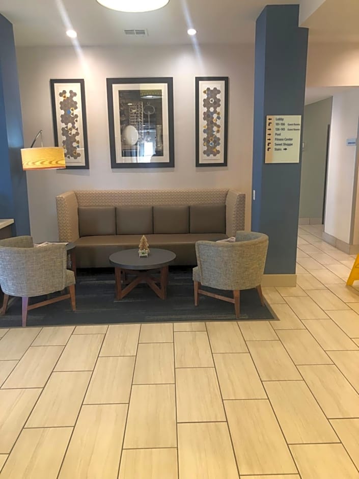 Holiday Inn Express Hotel & Suites Woodward Hwy 270 By IHG