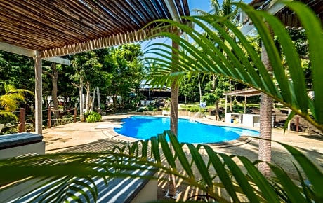Shiralea Resort