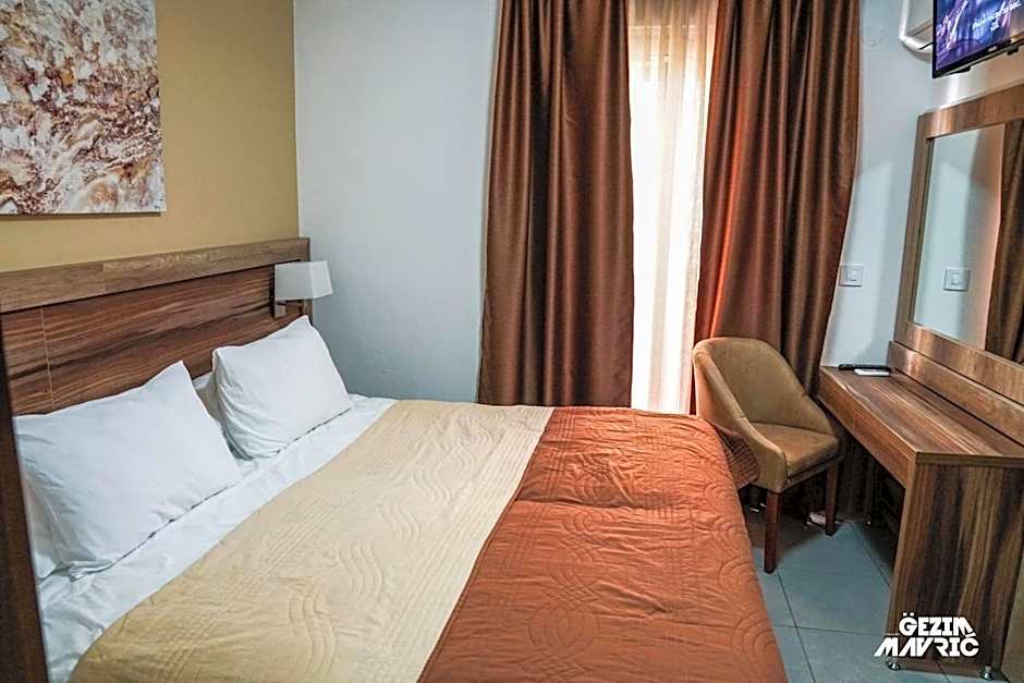 Hotel Mediterraneo Liman FREE PRIVATE BEACH FOR HOTEL GUEST