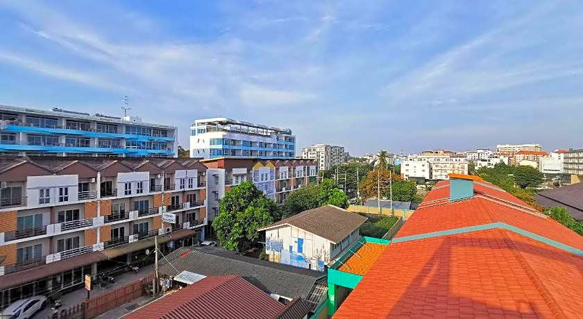 The Sea Bangsean Hotel