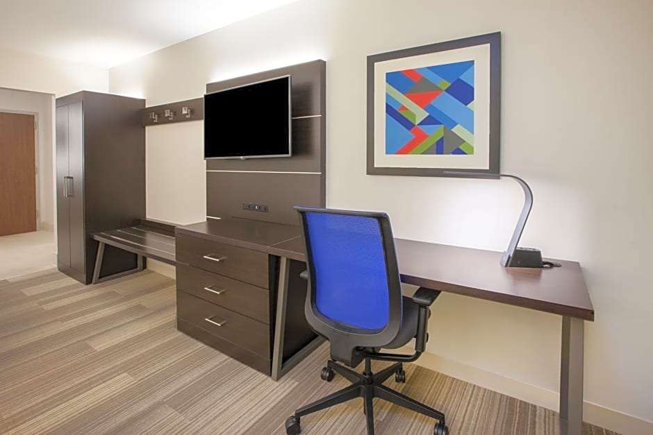 Holiday Inn Express Hotel & Suites Oklahoma City-West Yukon