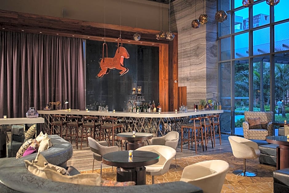 Renaissance by Marriott Bengaluru Race Course Hotel