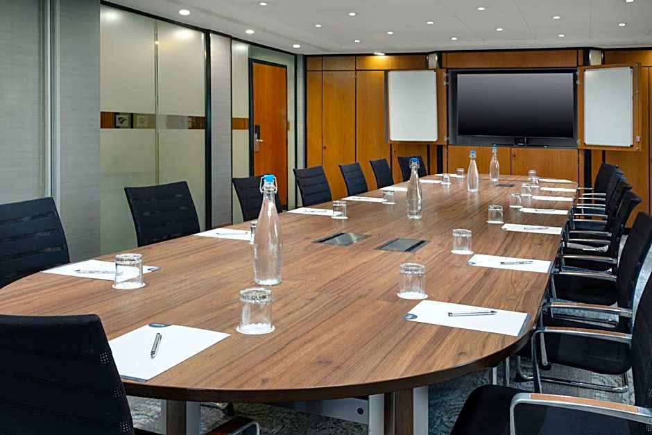 Delta Hotels by Marriott Manchester Airport