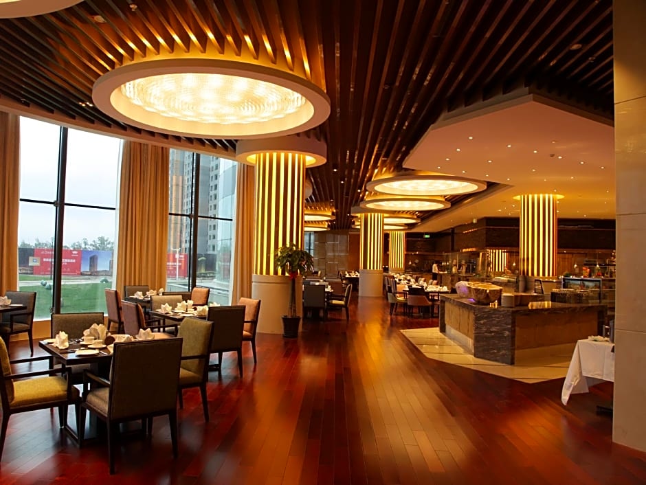 Wyndham Urumqi North Hotel